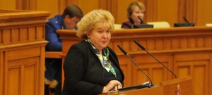 Нина Суслонова: К марту 2016 года в Подмосковье будет отремонтировано 300 медучреждений